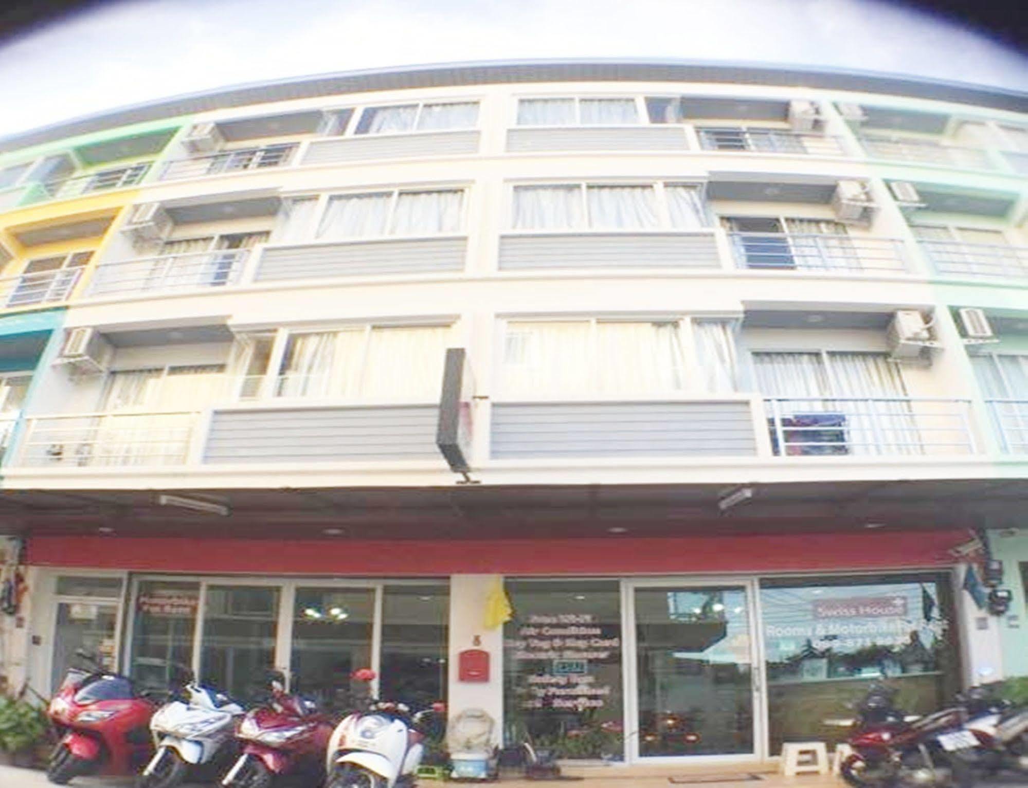 Swiss House Hotel Patong Exterior photo
